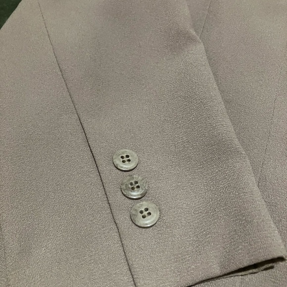 Worthington Taupe Top - Picture 2 of 5